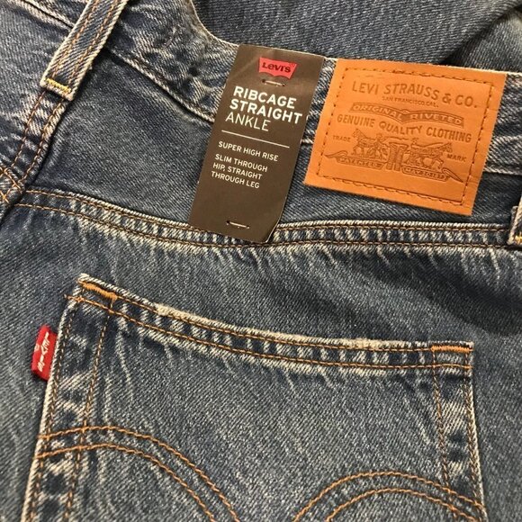 NWT Levi’s ribcage straight ankle jeans button fly 32 - Picture 9 of 12
